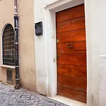 Piazza Navona Indipendent * Rzym